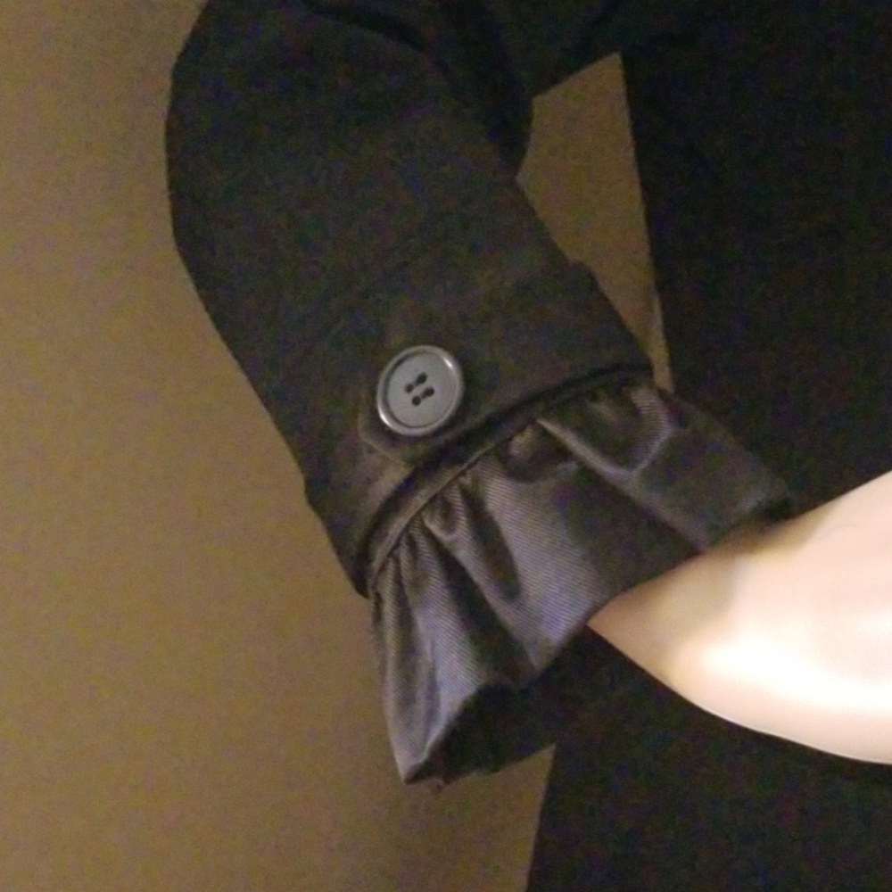 Coat - Picture 3 of 3
